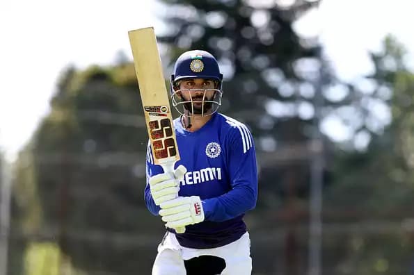 వెస్టిండీస్ టెస్టులకు నితీష్ రెడ్డి, దేవదత్ పడిక్కల్ రీ-ఎంట్రీ – కరుణ్ నాయర్, ఈశ్వరణ్ ఔట్