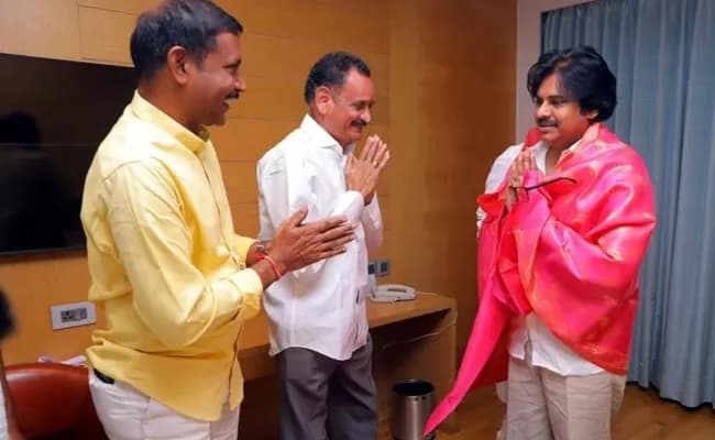 పవన్ కళ్యాణ్ గురించి బండారు సంచలన వ్యాఖ్యలు: సోషల్ మీడియాలో ప్రకంపనలు