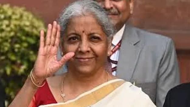 రూ.1.68 లక్షల కోట్లు మహిళా పథకాలకు – రాష్ట్రాల ఆర్థికవ్యవస్థలపై భారం పెరుగుతోంది