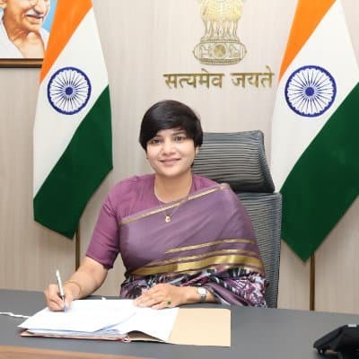 జూబ్లీహిల్స్ ఉప ఎన్నికకు మూడు రోజుల సెలవు ప్రకటించిన కలెక్టర్