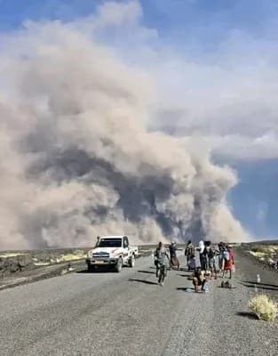 10 వేల ఏళ్ల తర్వాత ఇథియోపియా లో అగ్నిపర్వత విస్ఫోటనం...విమానయాన రంగంలో ఆందోళన