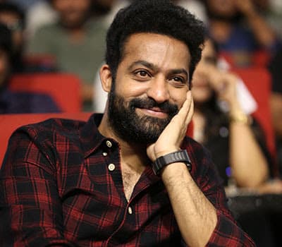 బాలీవుడ్‌  టాప్ స్టార్‌తో జూ.ఎన్‌టీఆర్!