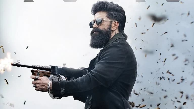 టాక్సిక్ మూవీ పై సెన్సార్ బోర్డు కు కర్ణాటక మహిళా కమిషన్ లేఖ.. 