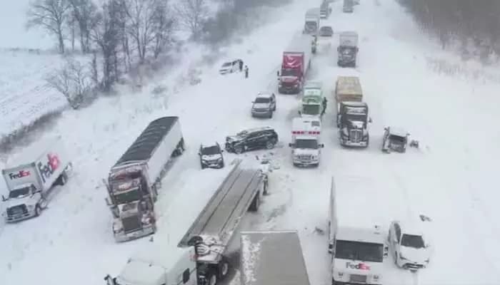 అమెరికా లో మంచు తుఫాన్..