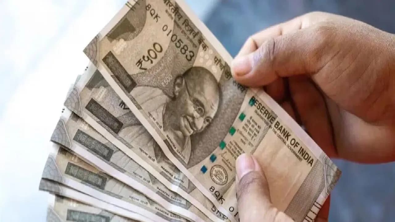 ఏపీ వీధి వ్యాపారులకు భారీ శుభవార్త.. రూ.30 వేల క్రెడిట్ కార్డ్ పథకం ప్రారంభం