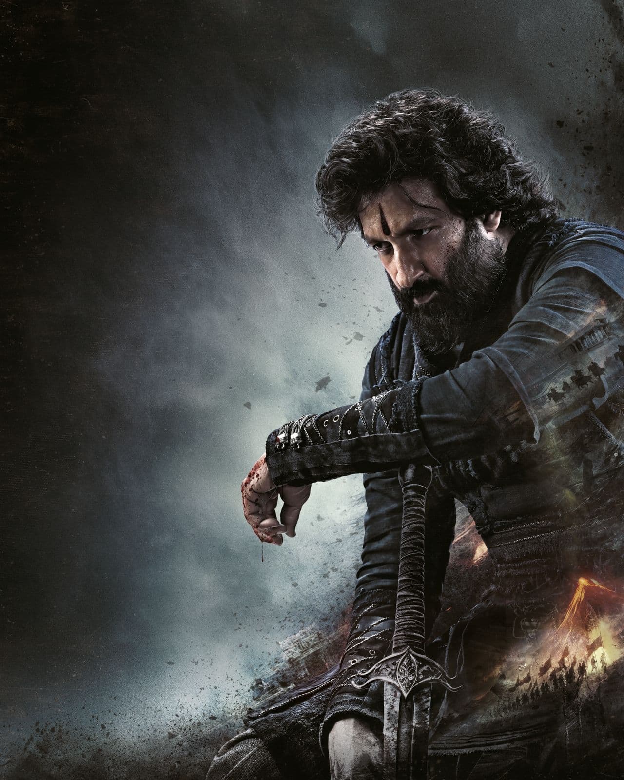 వారియర్ లుక్‌లో గోపీచంద్.. అంచనాలు పెంచుతున్న హిస్టారికల్ ఎపిక్