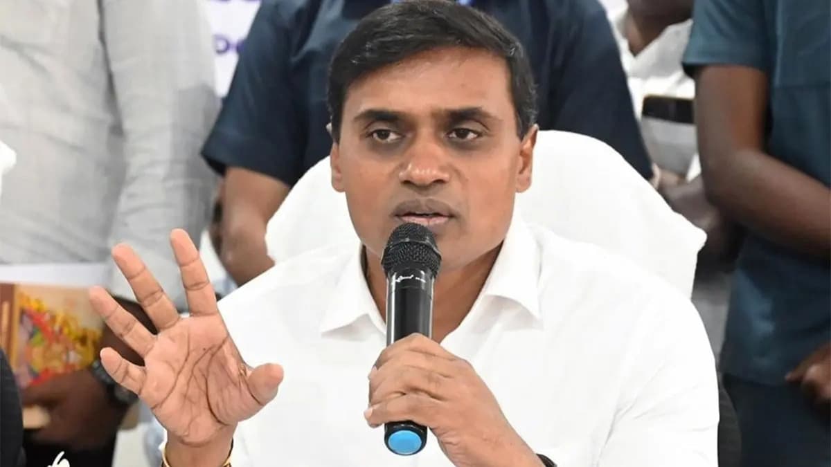 ఏడు గంటల పాటు వైసీపీ ఎంపీ ని విచారించిన ఈడీ