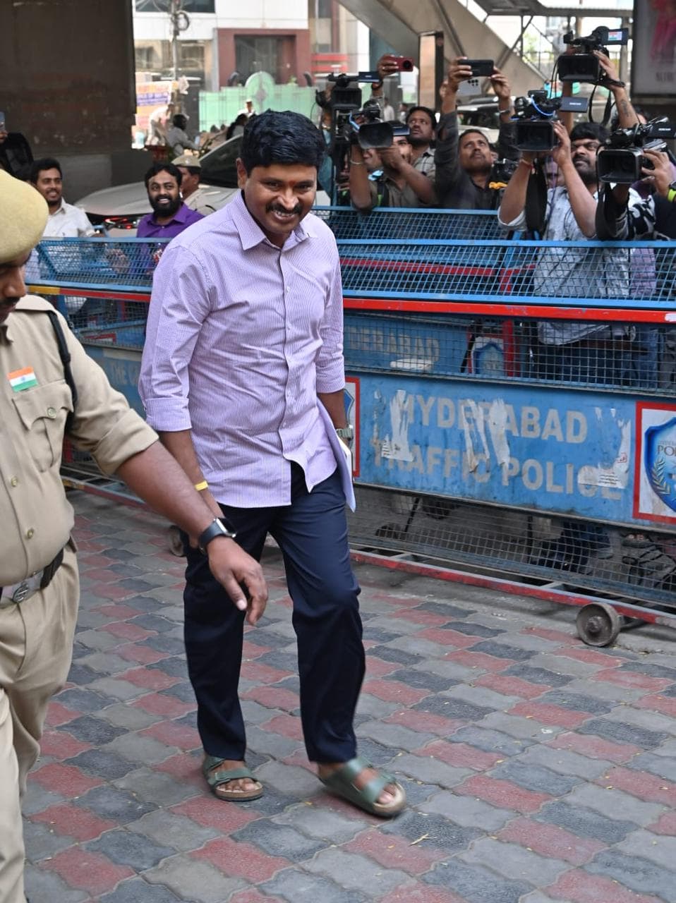 ఫోన్ ట్యాపింగ్ కేసులో ముగిసిన మాజీ ఎంపీ సంతోష్రావు విచారణ..