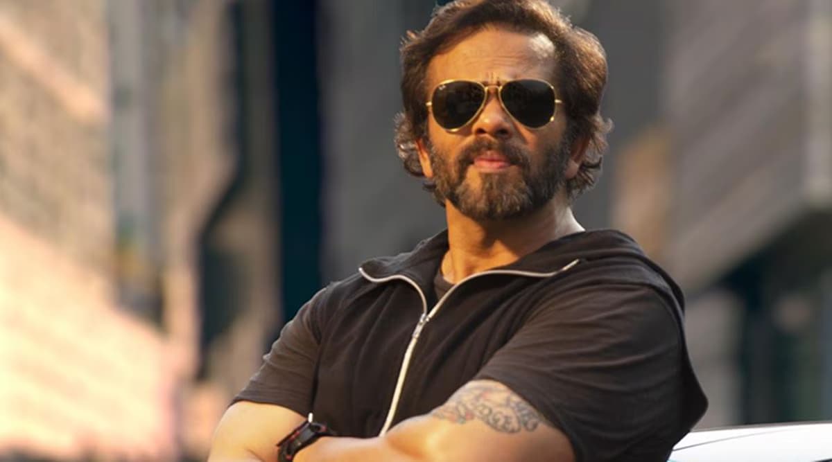 బాలీవుడ్ దర్శకుడు రోహిత్ శెట్టి ఇంటి పై కాల్పులు