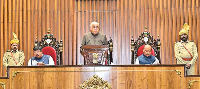 గవర్నర్ ప్రసంగంలో సంక్షేమం – అభివృద్ధి దిశగా స్పష్టమైన రోడ్‌మ్యాప్!