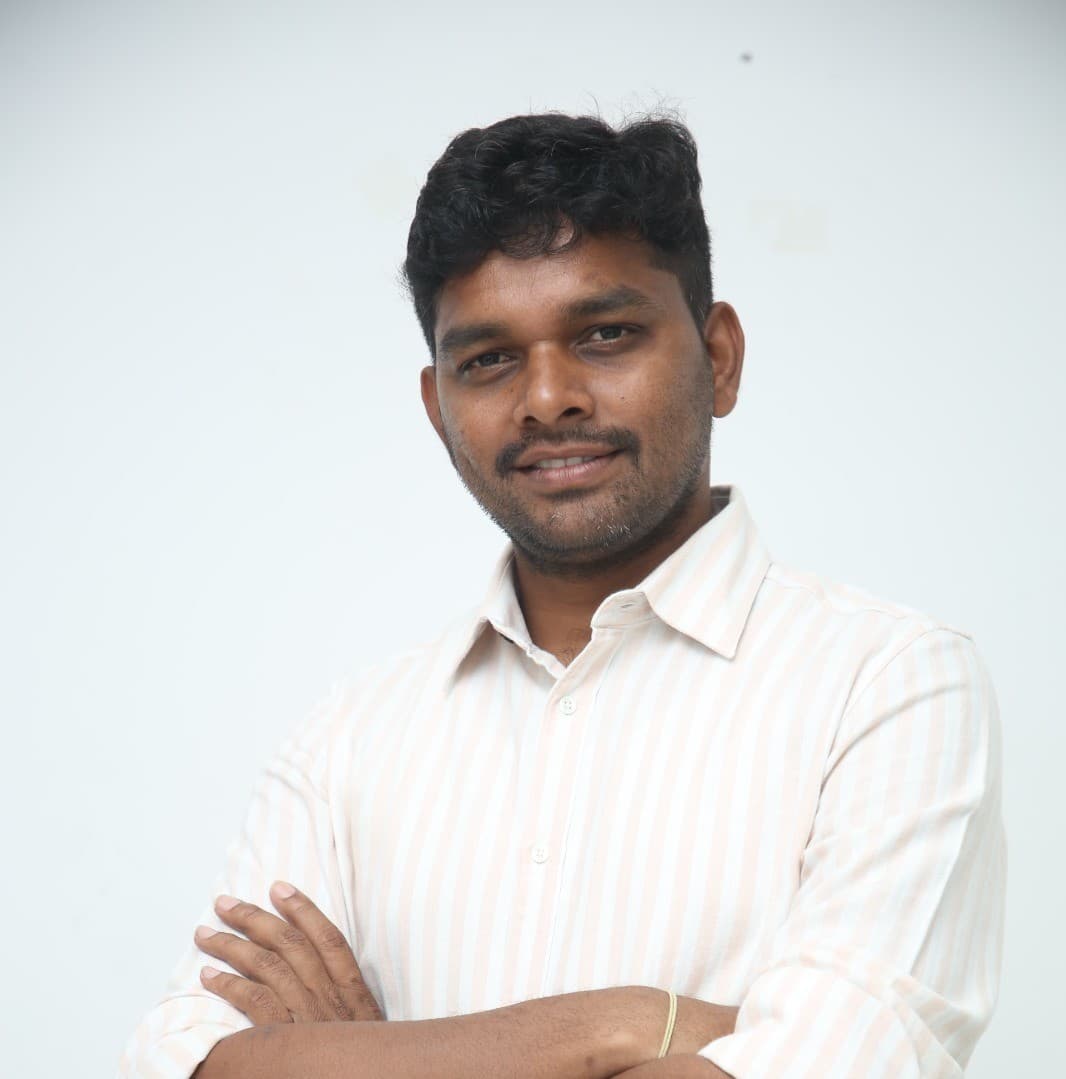 హే భగవాన్‌లో ఎంటర్‌టైన్‌మెంట్‌తో పాటు ఎమోషన్‌ ఉంటుంది - నిర్మాత బి.నరేంద్ర రెడ్డి