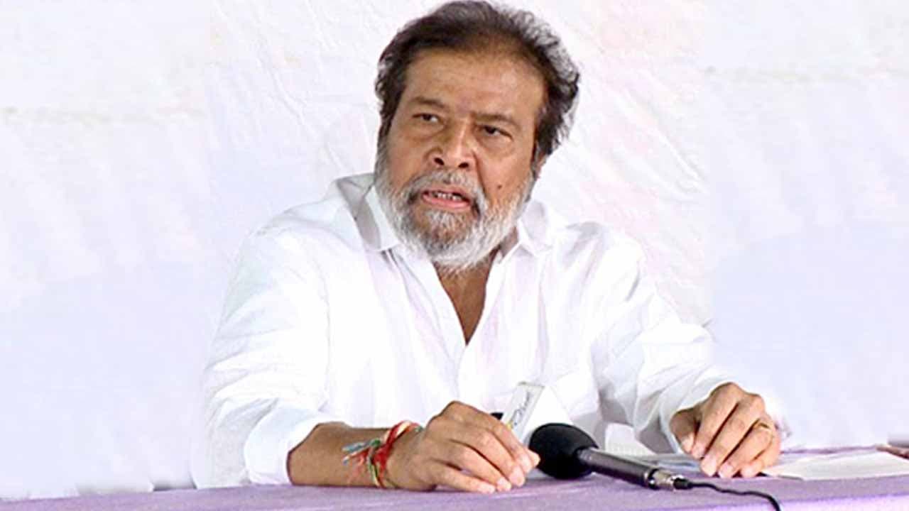 హెచ్‌పీవీ వ్యాక్సినేషన్ డ్రైవ్‌ను ప్రారంభించిన  మంత్రి దామోదర్