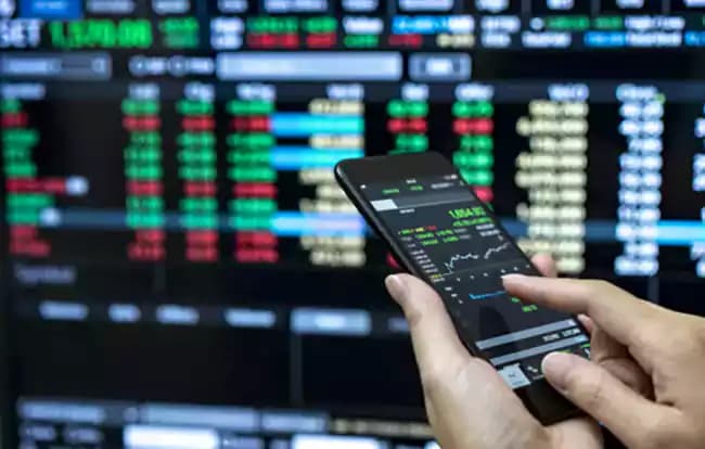 భారీ లాభాలతో ముగిసిన స్టాక్‌మార్కెట్లు..