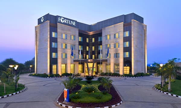 తెలంగాణలోనూ హోటల్స్‌ను బంద్‌ చేసే ఆలోచనలో యాజమాన్యాలు