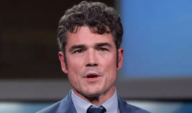 ట్రంప్ ప్రభుత్వానికి షాక్: యూఎస్ ఇంటెలిజెన్స్ చీఫ్ కెంట్ రాజీనామా