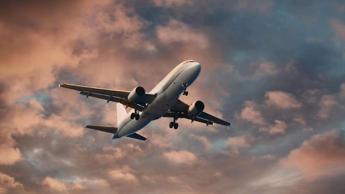 యుద్ధం పీక్స్‌.. డీజీసీఏ కీలక అడ్వైజరీ