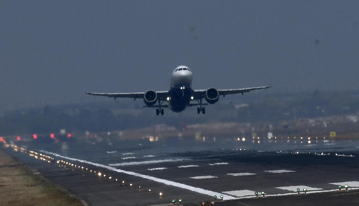 ఫ్లైట్ టికెట్ ధరలపై నియంత్రణలు తొలగింపు.. రేపటి నుంచి కొత్త ఛార్జీలు అమలు