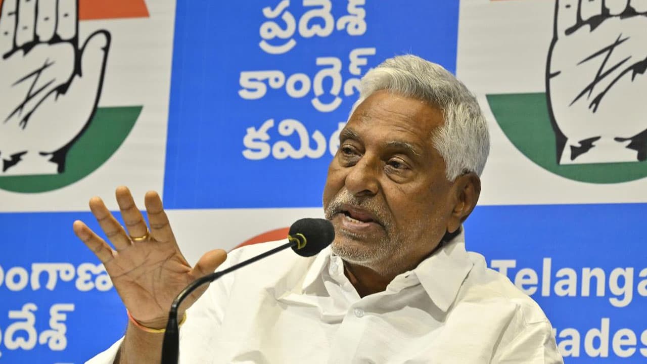 కాంగ్రెస్ పార్టీ జీవన్ రెడ్డి రాజీనామా