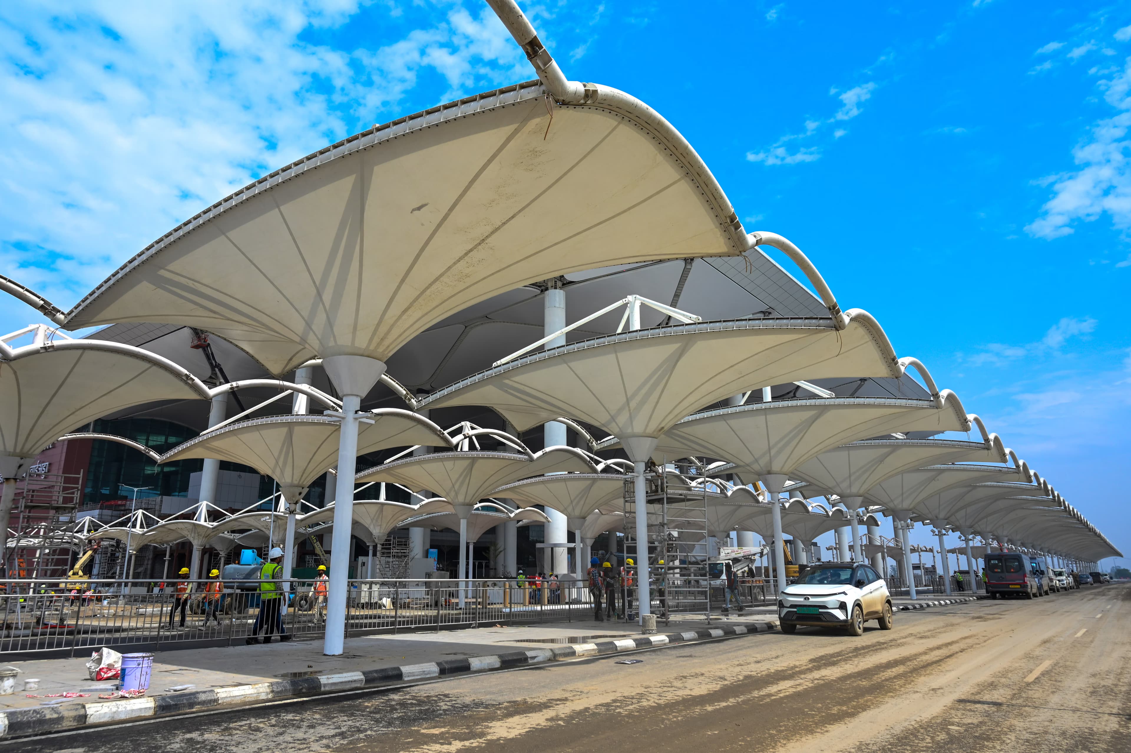 ఈ నెల నోయిడా ఎయిర్‌పోర్ట్ ప్రారంభించనున్న ప్రధాని మోదీ