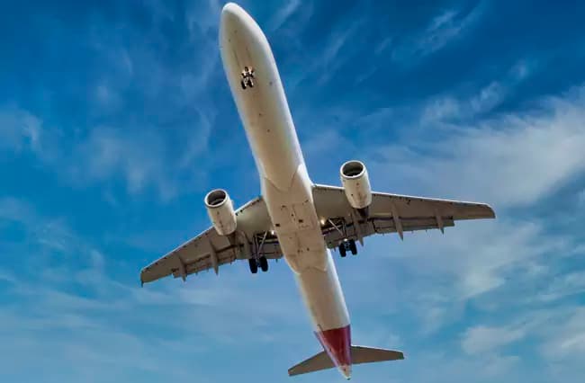 ఫ్లైట్ ఛార్జీలను పెంచిన కంపెనీలు