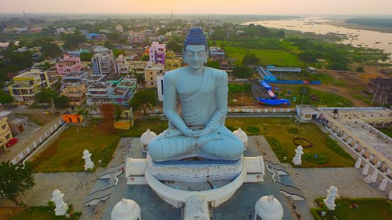 ఆంధ్రప్రదేశ్‌లో రాజధాని పై కొనసాగుతున్న వివాదం..