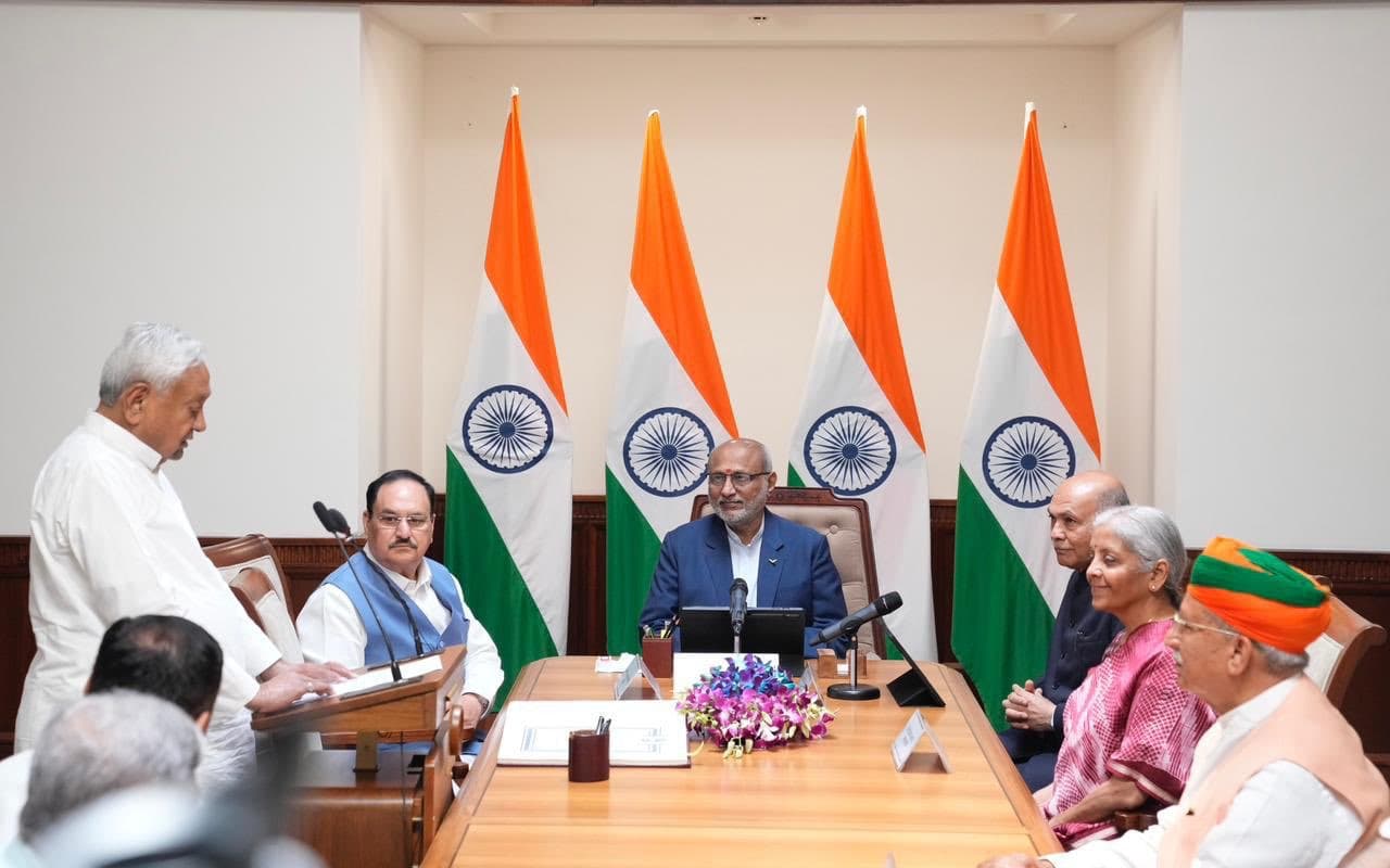 రాజ్యసభ ఎంపీగా ప్రమాణ స్వీకారం చేసిన సీఎం నితీష్ కుమార్