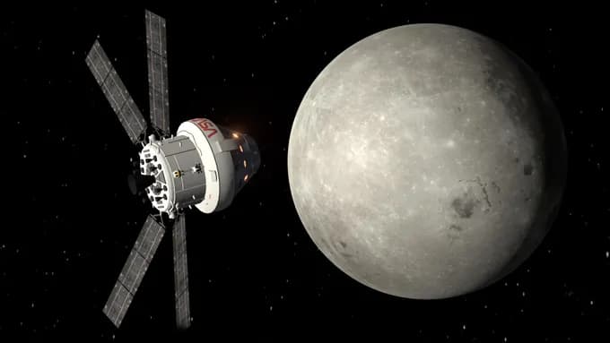 చంద్రుడిపై ప్లాట్లు.. ₹100 కోట్ల సంపాదించిన  వ్యక్తి