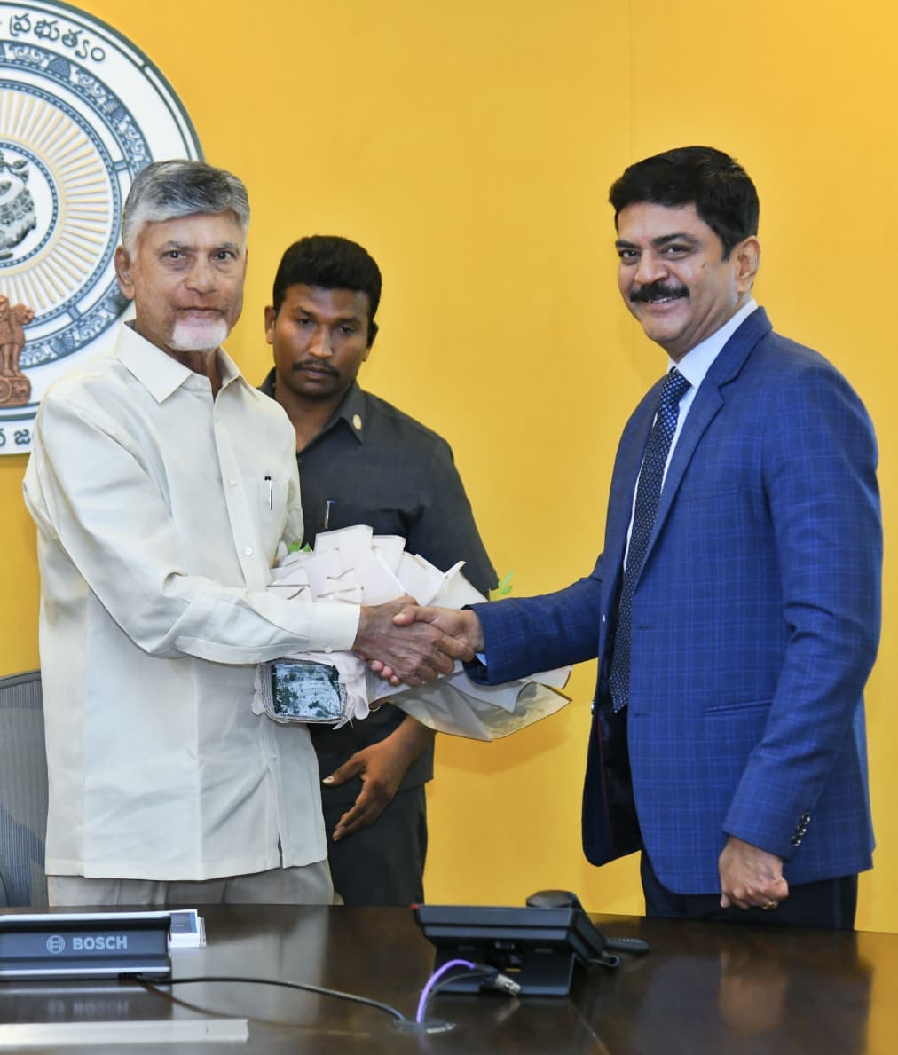 సీఎం చంద్రబాబుతో కేంద్ర ఉక్కు శాఖ అధికారుల భేటీ