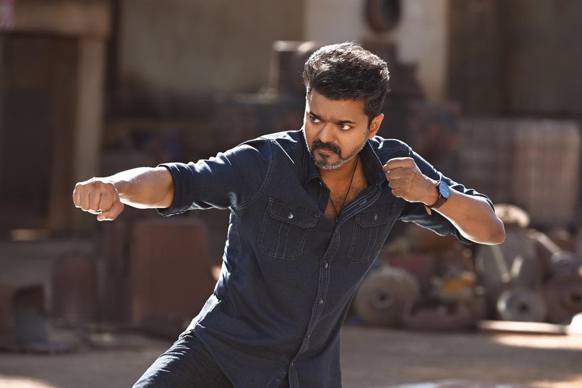 విజయ్ జన నాయకన్ సినిమాకు మళ్లీ షాక్.. కేబుల్ టీవీలో లీక్