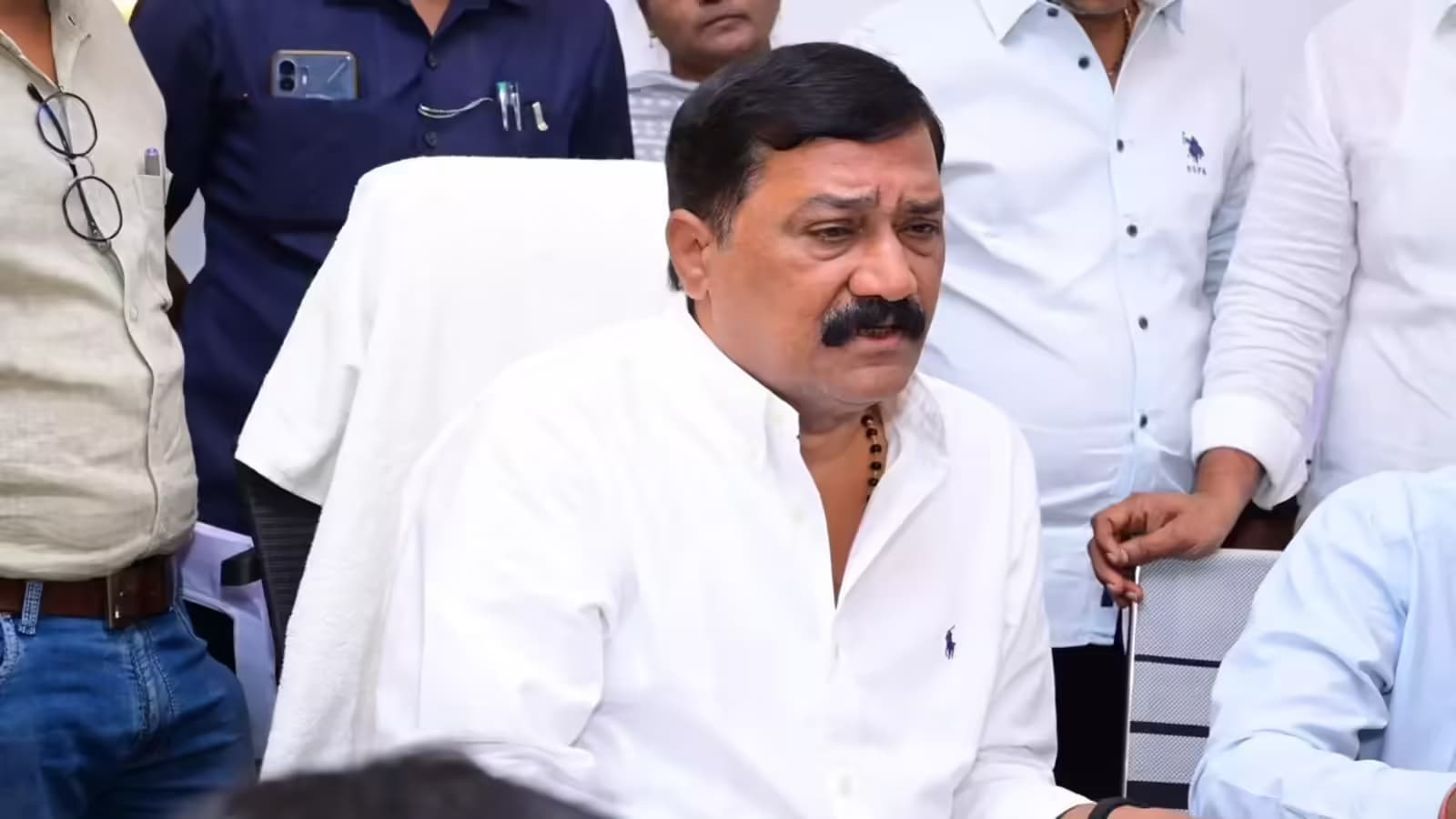 వైజాగ్ మెట్రో విస్తరిస్తాము - ఎమ్మెల్యే గంట 