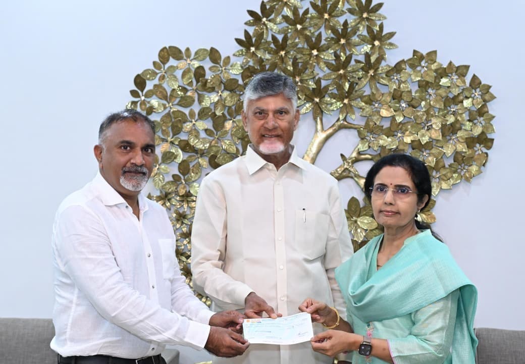 అన్న క్యాంటీన్లకు నారా భువనేశ్వరి భారీ విరాళం