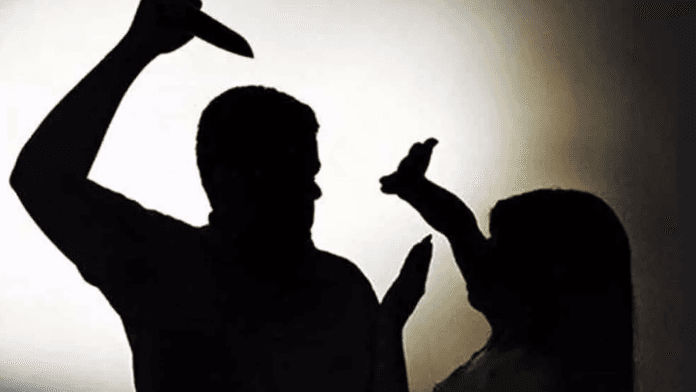 కర్నూలు ఆసుపత్రిలో దారుణం - అందరి ముందే భార్యను చంపిన భర్త