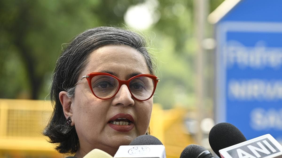 కేంద్రంపై  టీఎంసీ ఎంపీ ఫైర్