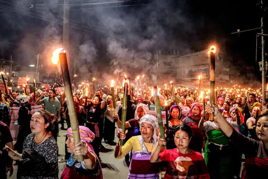 మణిపూర్ ఉద్రిక్తతలు: వైరల్ నిరసన వ్యాఖ్యతో జాతీయ ప్రాధాన్యతలపై ప్రశ్నలు