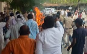 నర్సంపేట ఆర్టీసీ డిపో వద్ద ఉద్రిక్తత.. డ్రైవర్ ఆత్మహత్యాయత్నం