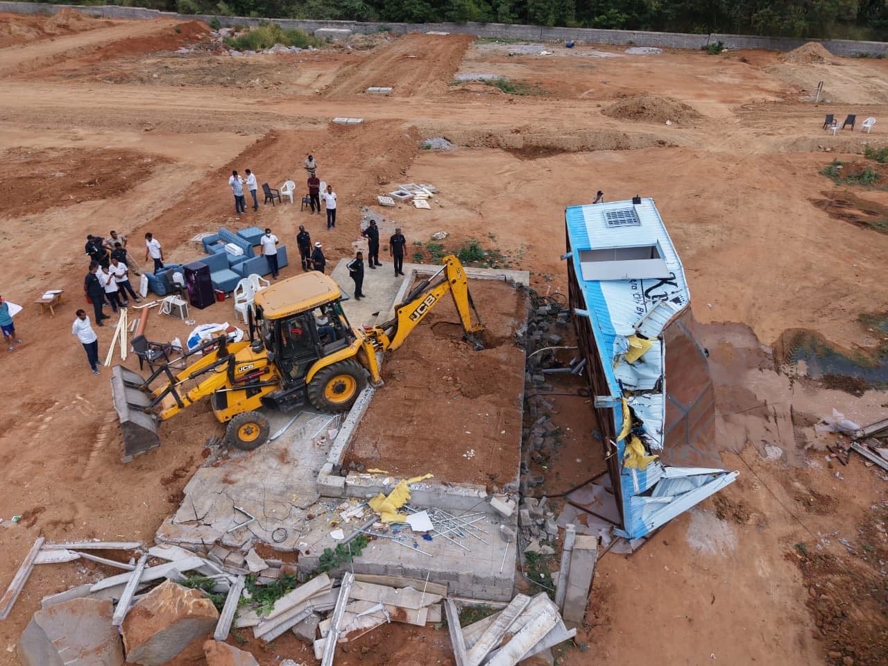 శంషాబాద్ లో 9 ఎకరాలను కాపాడిన హైడ్రా