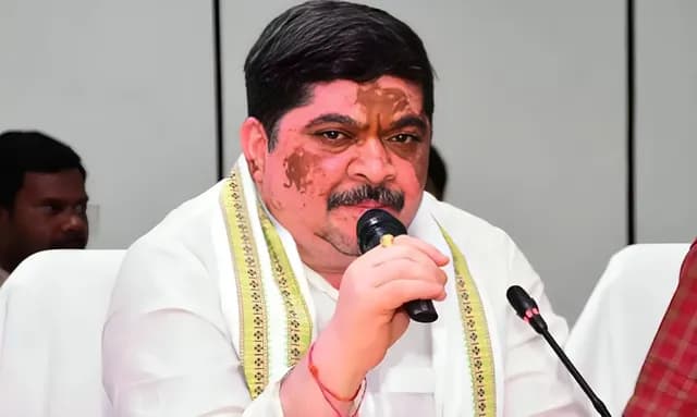 ఆర్టీసీ కార్మికులు అధైర్యపడవద్దు - రవాణా మంత్రి పొన్నం