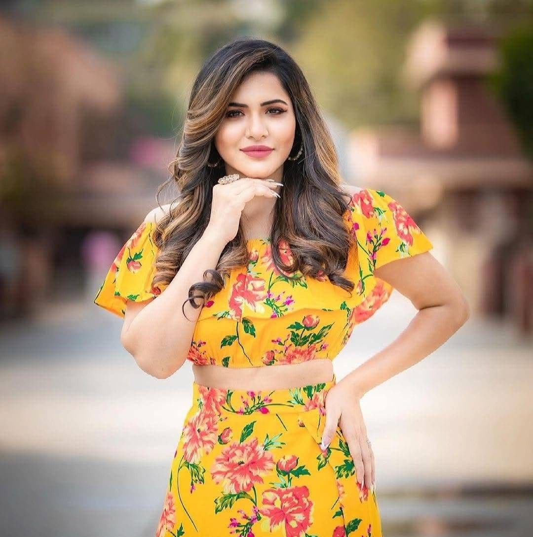 పెళ్లి చేసుకుంటానని నమ్మించి మోసం చేసి 9.35 కోట్లు తీసుకున్న నటి అనూష రెడ్డి