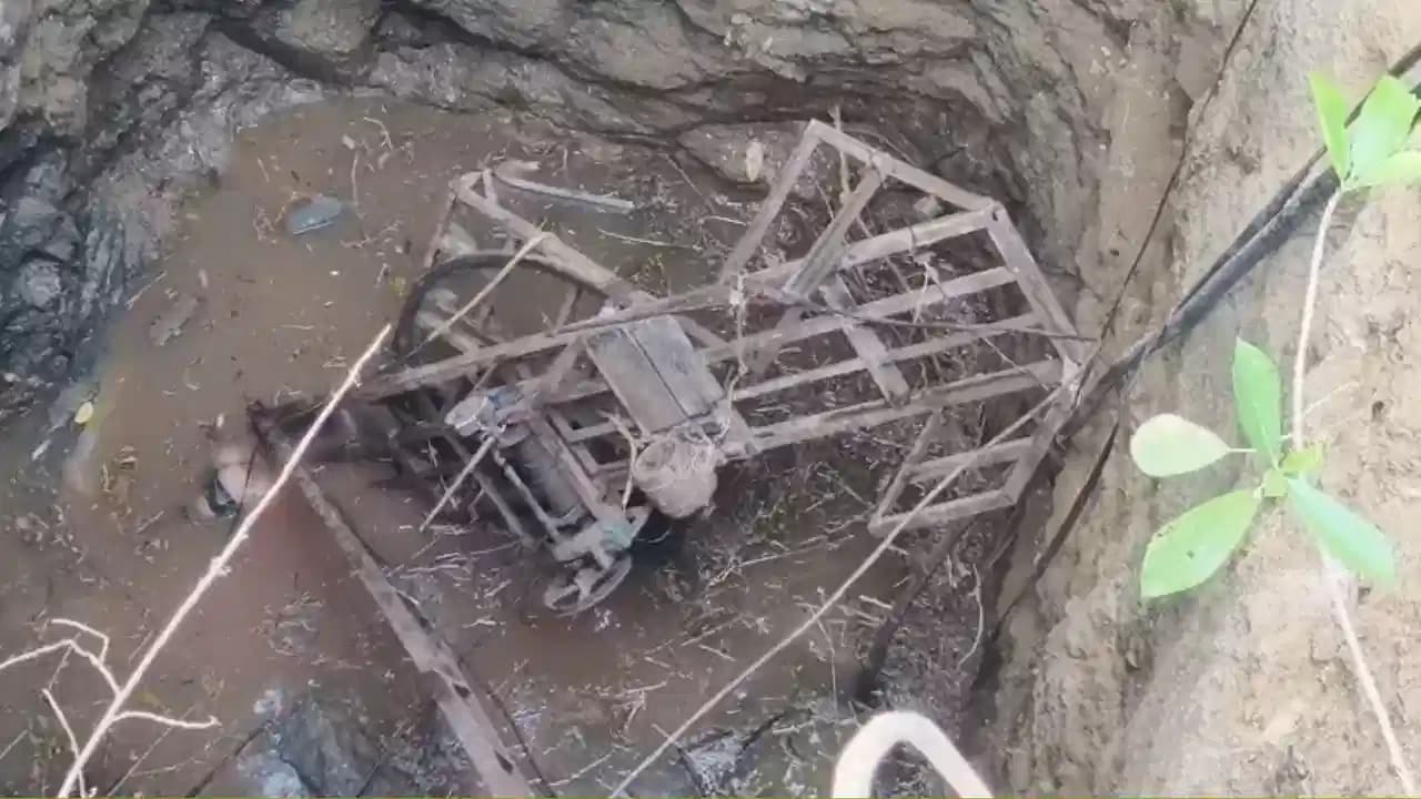 శంకర్‌పల్లిలో క్రేన్ కూలి ఇద్దరు మృతి.. పలువురికి గాయాలు