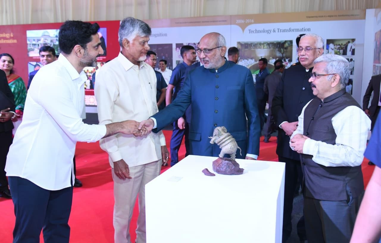 నూతన ఆవిష్కరణలకు వేదికగా యూనివర్సిటీలు: సీఎం చంద్రబాబు నాయుడు!