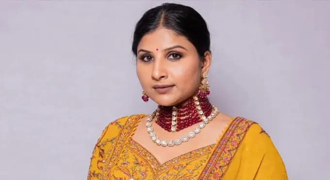 మంగ్లి పై వస్తున్న ఆరోపణలపై బషీర్బాగ్ ప్రెస్ క్లబ్ లో మీడియా సమావేశం...