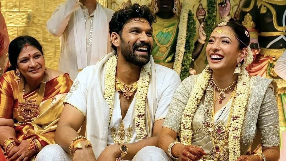 కొత్త కోడలిగా కావ్య రెడ్డి ఎంట్రీ వీడియో నెట్టింట వైరల్