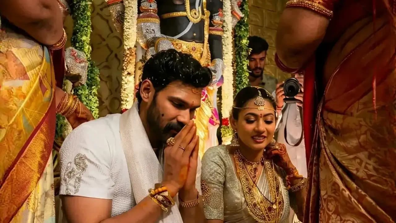 కొత్త కోడలిగా కావ్య రెడ్డి ఎంట్రీ వీడియో నెట్టింట వైరల్