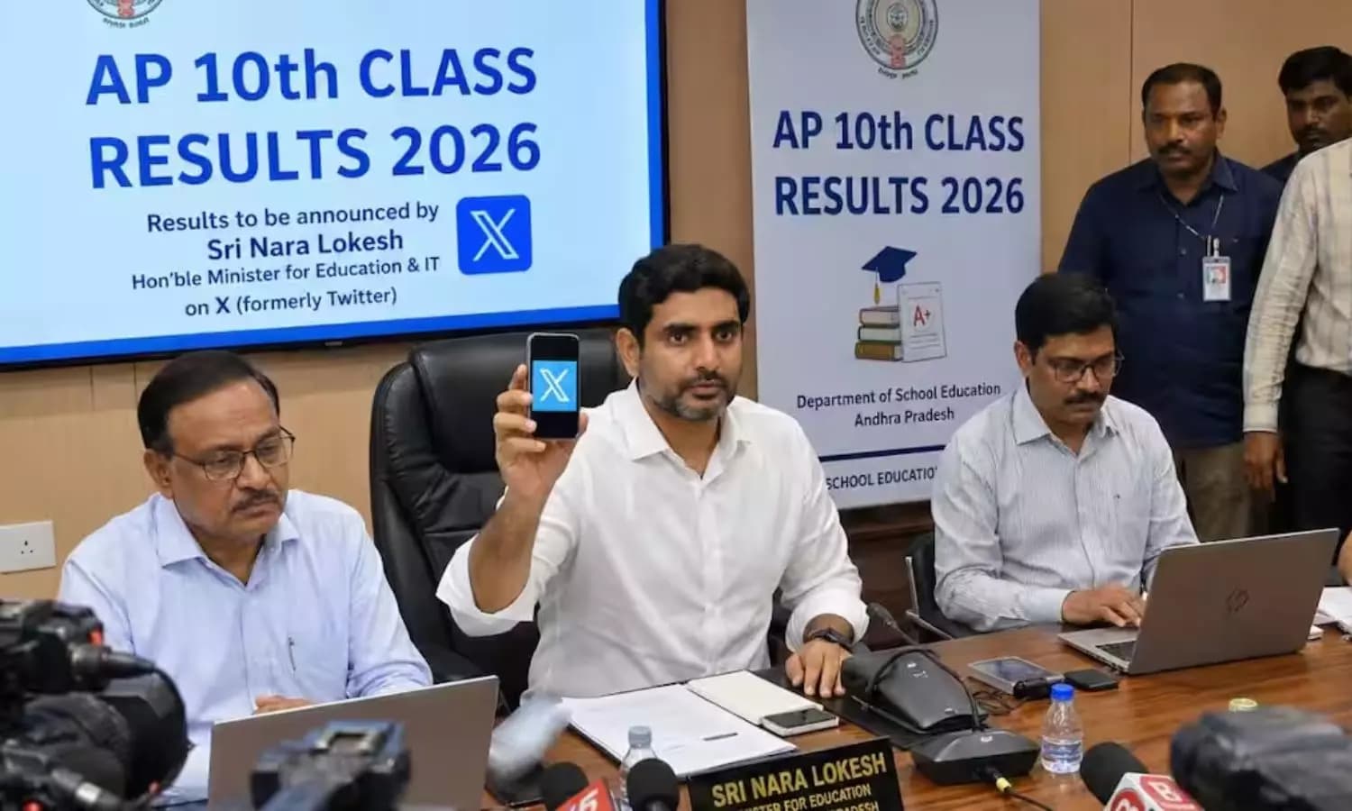 ఏపీ పదో తరగతి రిజల్ట్స్.. జిల్లాల వారీగా ఉత్తీర్ణత వివరాలు విడుదల చేసిన నారా లోకేష్