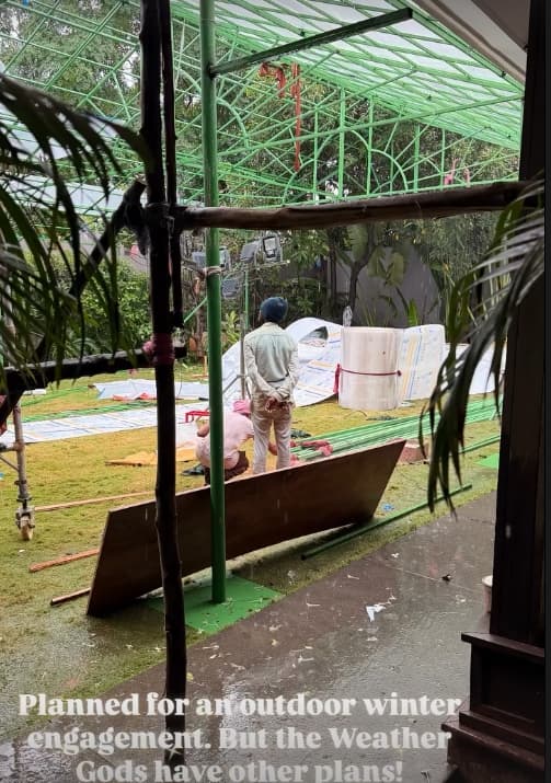 డ్రీమ్ ఎంగేజ్మెంట్కి వర్షం చెక్ పెట్టింది!