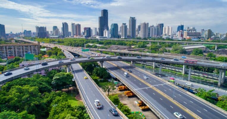 హైదరాబాద్లో రోడ్ల కు ప్రముఖుల పేర్లు ... రేవంత్ ప్రభుత్వం కొత్త నామకరణ