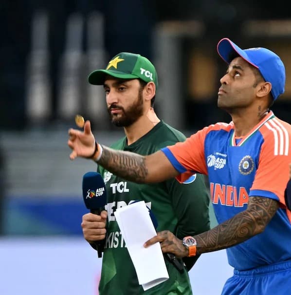 T20 వరల్డ్ కప్....30 నిమిషాల్లో ఇండియా పాకిస్తాన్ మ్యాచ్ టికెట్స్ సోల్డ్ ఔట్