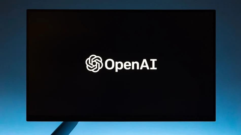OpenAI తొలి AI డివైస్