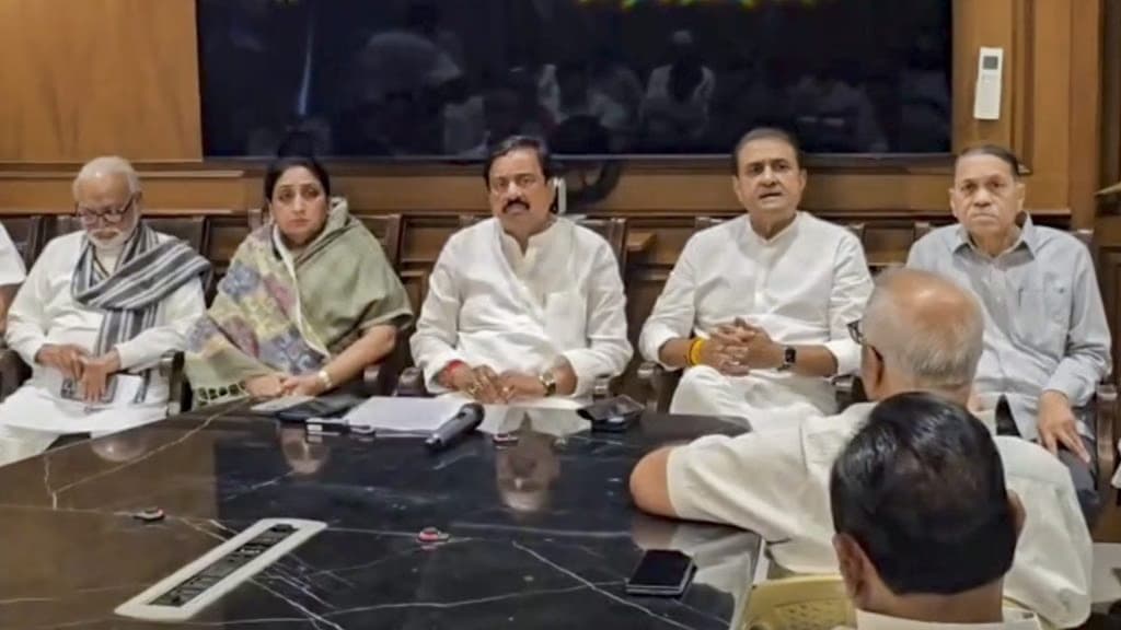 ఎన్సీపీ ఫ్లోర్ లీడర్ గా సునేత్ర పవార్ ఎన్నిక..