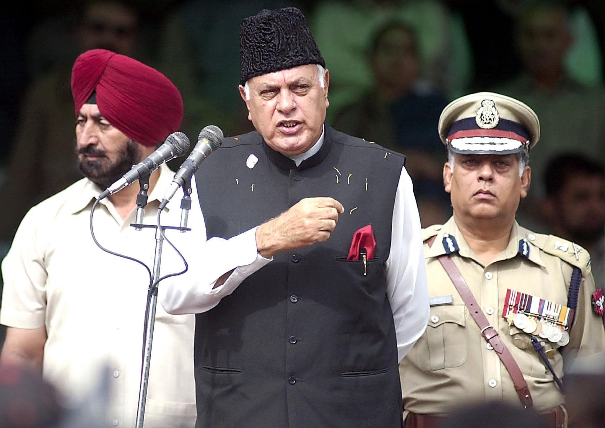 నేనెవరికీ హాని చేయలేదు: జమ్మూ కాశ్మీర్ మాజీ సీఎం ఫరూక్ అబ్దుల్లా ఆశ్చర్యం!